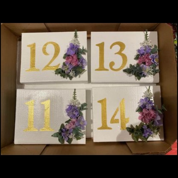 Wedding table numbers - white wood, gold and floral - Picture 3 of 3